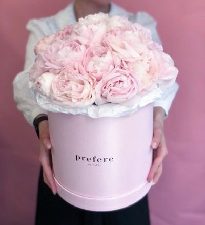 Peonies in a hat box 