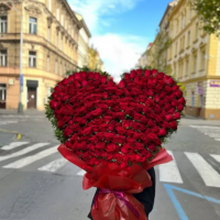 Růže 10 krát jinak tipy na romantické kytice na Valentýna