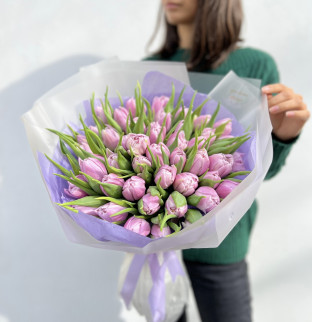 Тюльпаны премиум: фиолетовые 49 шт