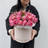 Tulipány v kloboukové krabici Pink - M