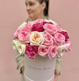 Roses mix in a hat box Grand