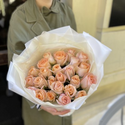 25 orange roses