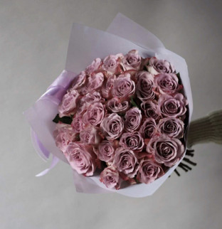 25 Фиолетовых роз