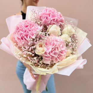 Bouquet of hydrangeas and roses #2