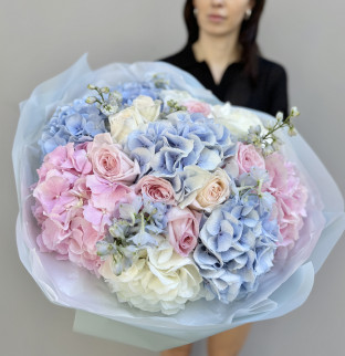 Trio bouquet "Peony roses, delphinium and hydrengea"