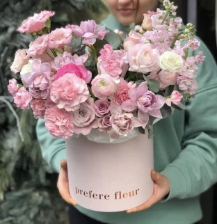 Art Bouquet in a box #23