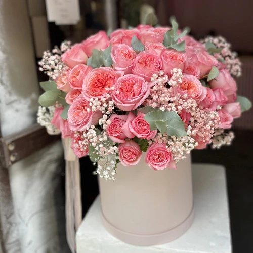 101 roses in a box 101 roses in a box