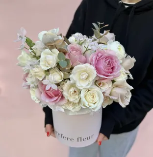 Art Bouquet in a box #54