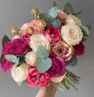 Juicy wedding bouquet