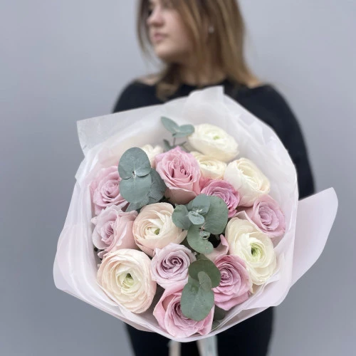 Ranunculus and roses Ranunculus and roses