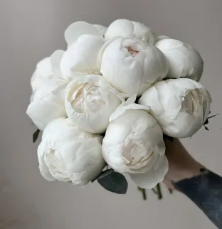 Bridal bouquet - white peonies 